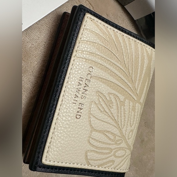 Oceans End Wallet -Charlotte Mini - Picture 9 of 12